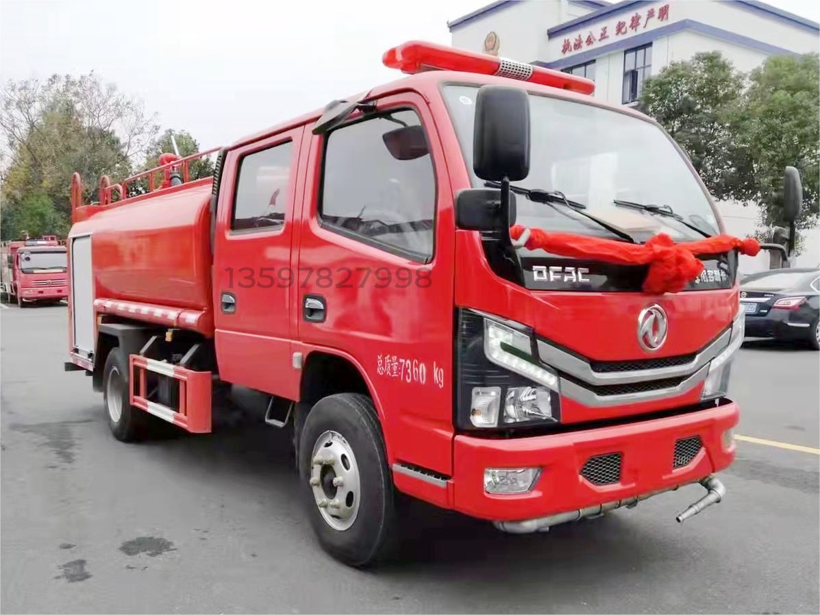 東風(fēng)雙排3.5噸消防灑水車